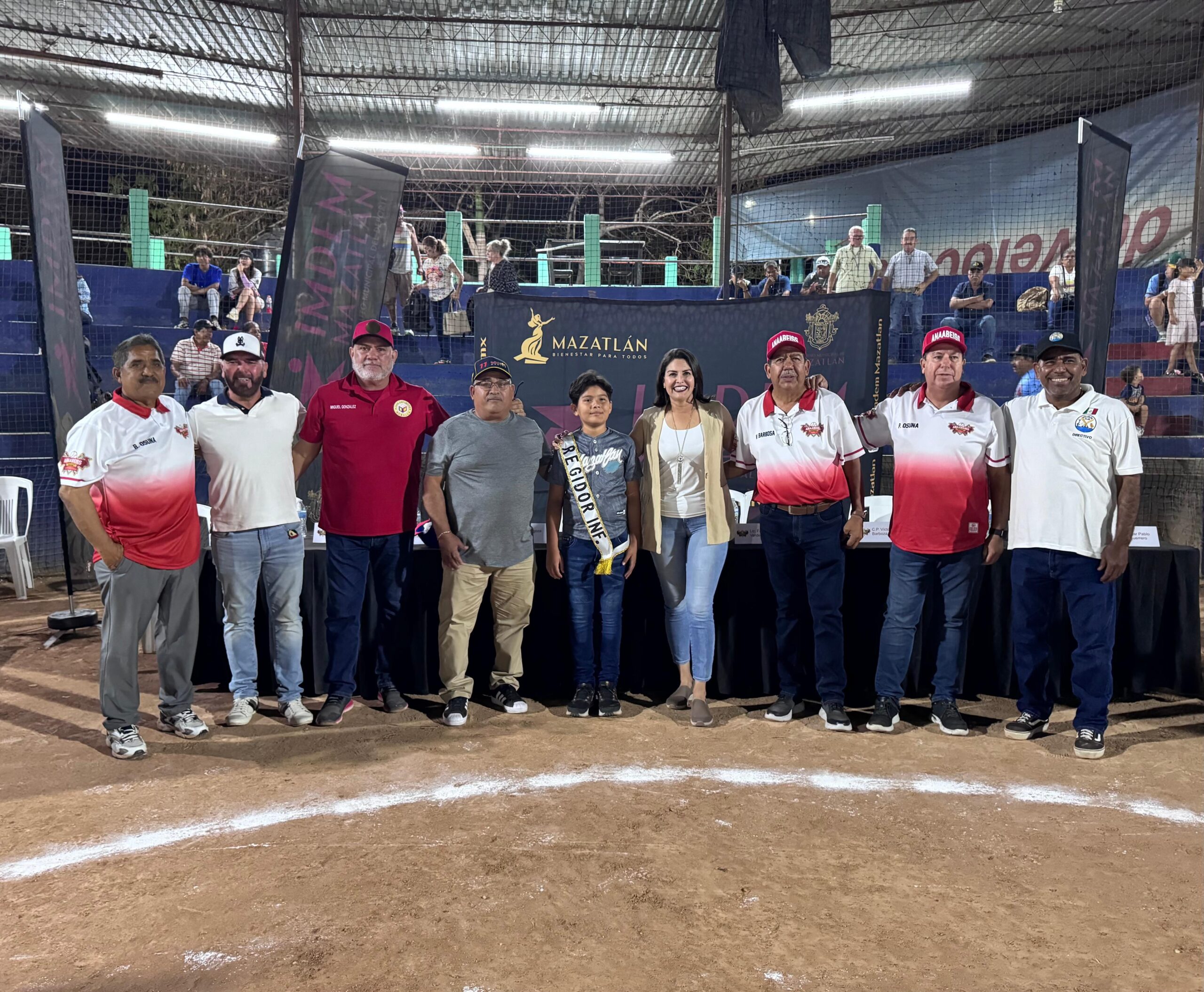 Organizado con el apoyo del Instituto Municipal del Deporte Mazatlán, el Primer Torneo Nacional de la Asociación Nacional de Amigos de Beisbolistas Seniors se pone en marcha de forma oficial con la presencia de más de 30 equipos de todo el país y uno de Estados Unidos; se rinde homenaje a Miguel Loaiza Pérez.