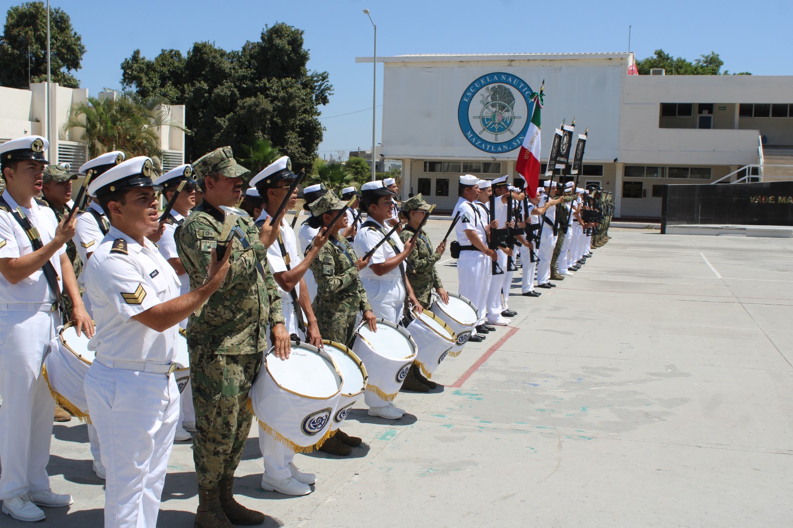 Secretaría de Marina realiza Ceremonia de Toma de Protesta y Jura de Bandera del Personal de Marineros del Servicio Militar Nacional Clase 2006, Remisos y Mujeres Voluntarias