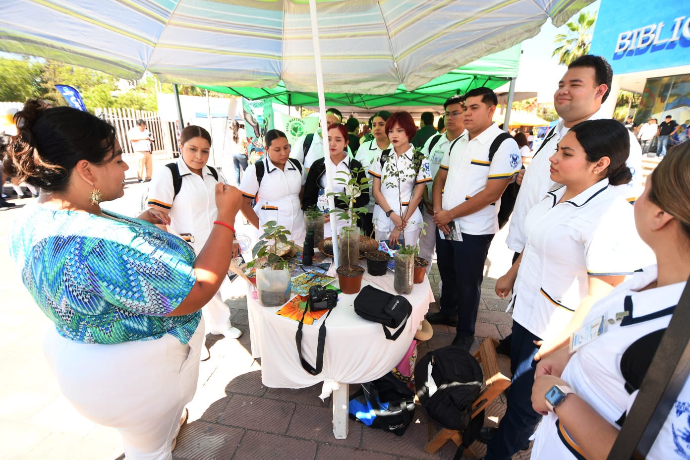 Mediante conferencia de sostenibilidad ambiental auspiciada por la UAS celebran aniversario de la asociación “Son Playas”