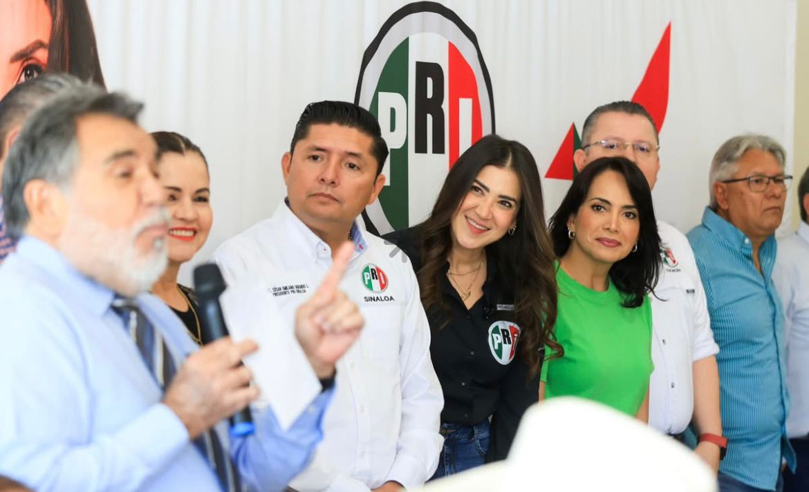 Legisladores y Ejecutivo buscan echarle la bolita al INE, preludio de su desaparición.
INE pone trabas a la cobertura informativa.  ¿Qué se elige en Sinaloa?.
Cae más pronto una Beatriz Gutiérrez que un cojo.
Se mueven los partidos a pesar de su artritis en Sinaloa.
