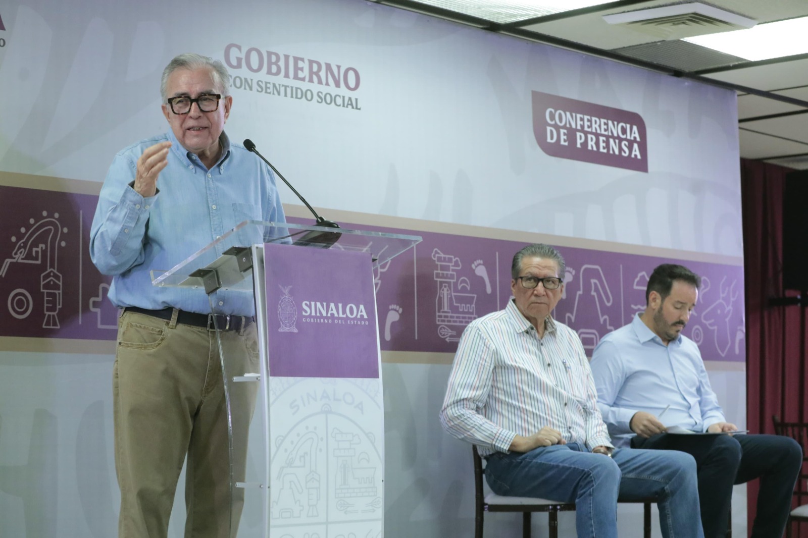 A partir de junio inicia este programa que en todo el país atenderá a 13 millones de adultos mayores y personas con discapacidad