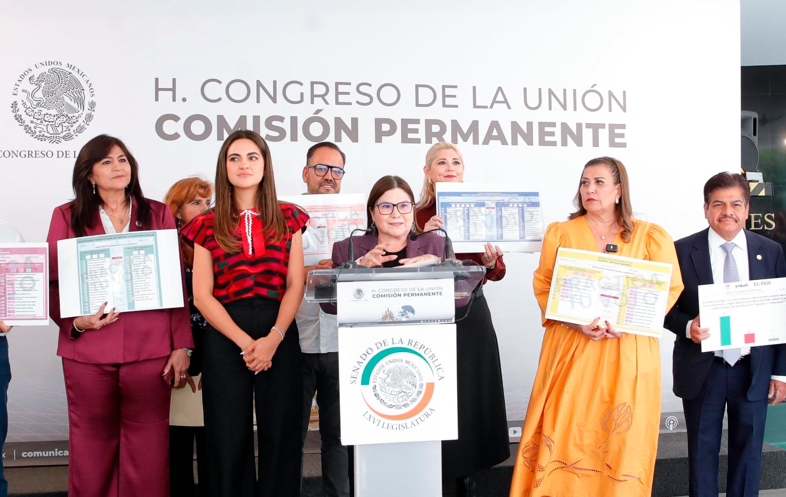 Imelda Castro se rasga las vestiduras y trata de justificar lo injustificable.
Tarde el INE trata de reaccionar en el tema de los “acordeones” para la elección.
Siguen decomisando cosas en penal de Aguaruto.