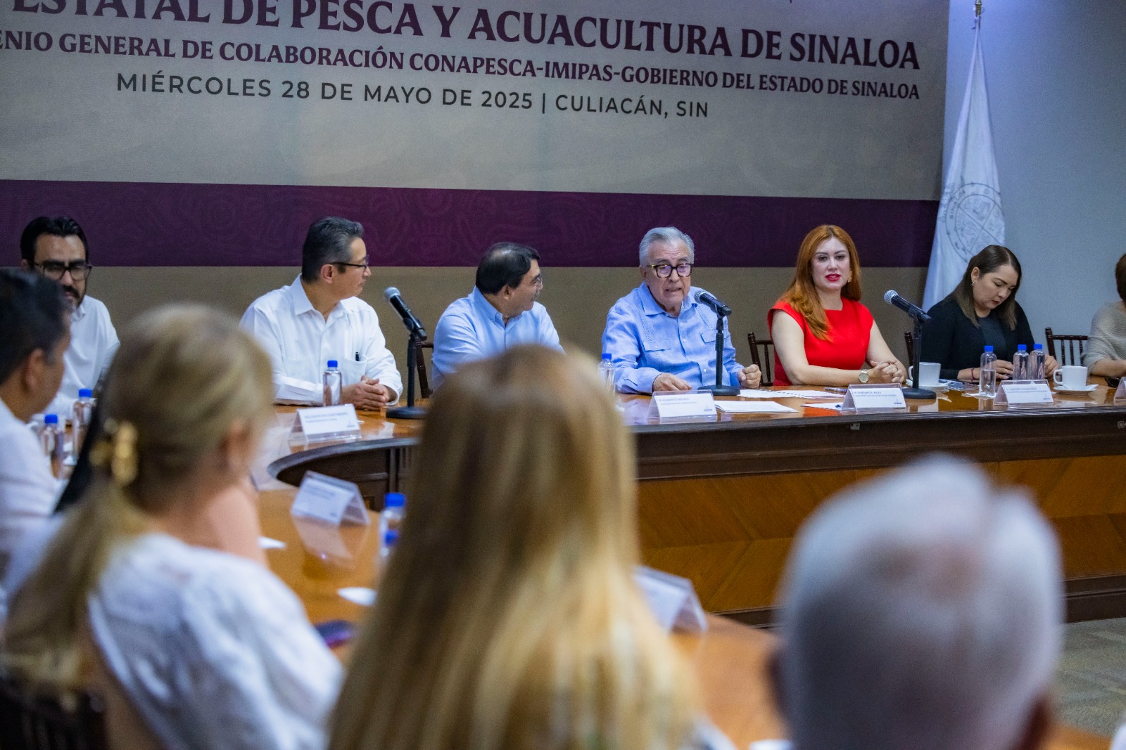 El gobernador del estado adelantó que en agosto se realizará la entrega de 500 motores marinos y pangas, misma cifra que el año pasado