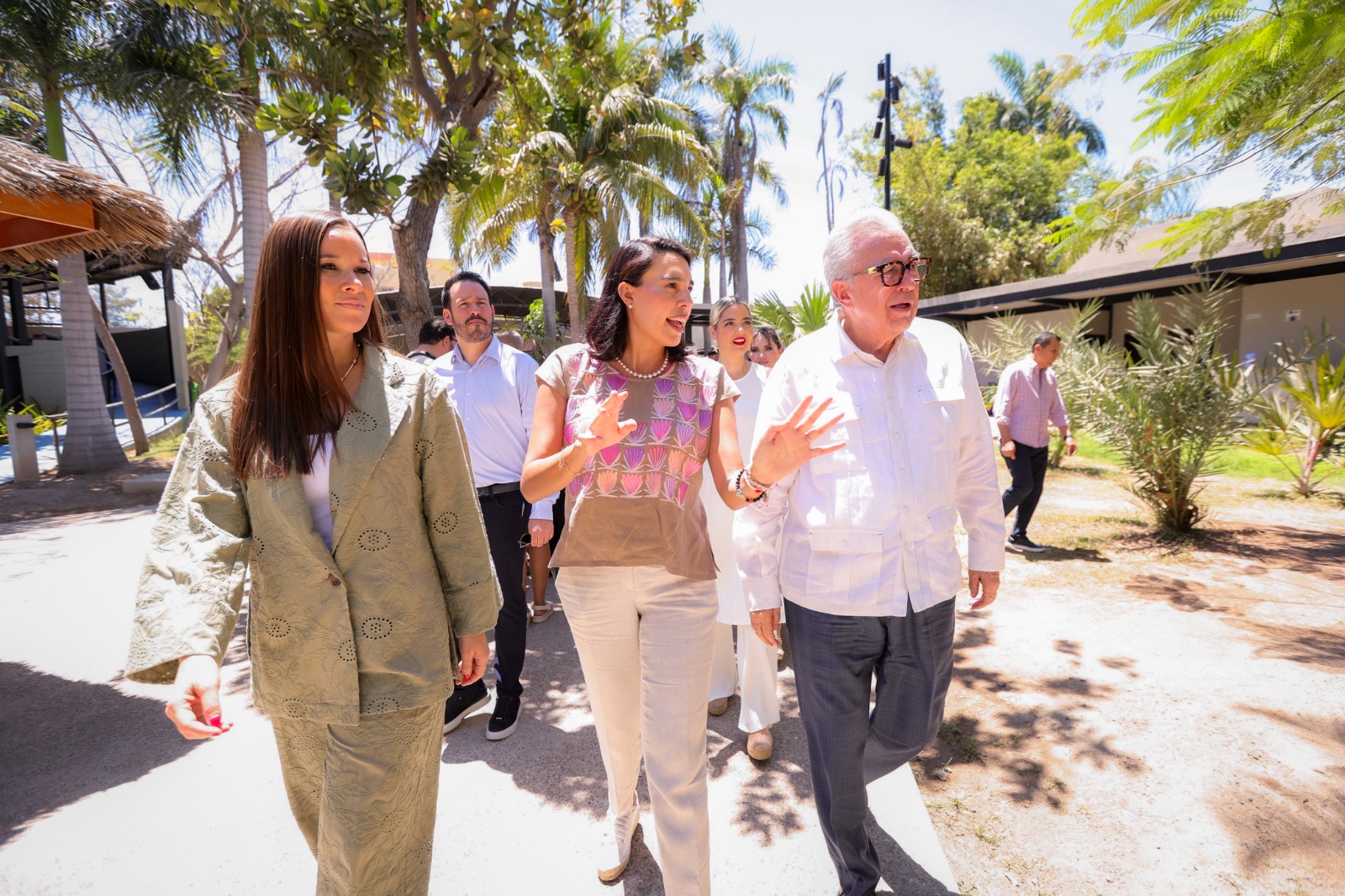 Promoción de Mazatlán rinde frutos.
- La buena imagen debe de cuidarse.
- Abarrotan aspirantes los espacios universitarios.
- Jumapam realiza una lucha titánica.
