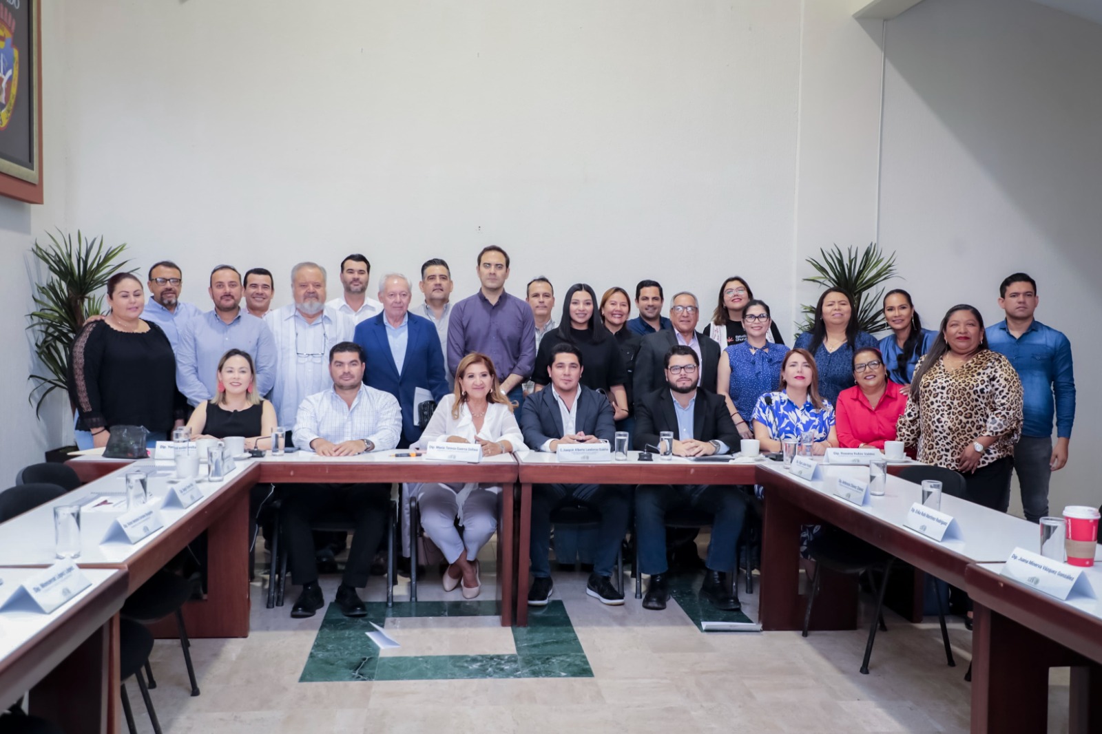 - El Congreso se ha visto lento en legislar sobre el tema.
- Seguirán recogiendo motocicletas y vehículos irregulares.
- Comparecen funcionarios estatales a informar sobre avances del crédito para obras.
- Buenas noticias para Mazatlán.