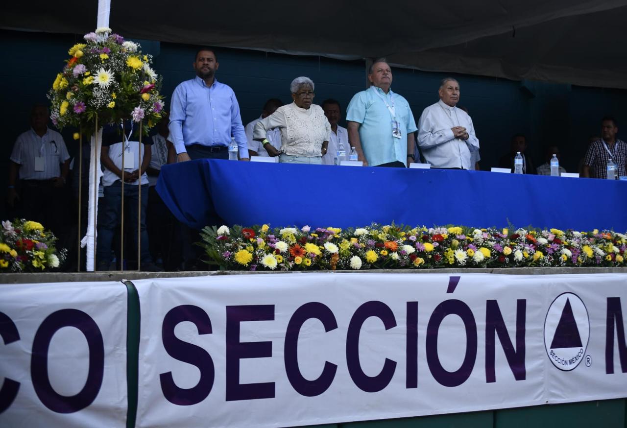 El Secretario del Ayuntamiento, Moisés Ríos Pérez, participa en la ceremonia de apertura celebrada en el Estadio “Teodoro Mariscal”