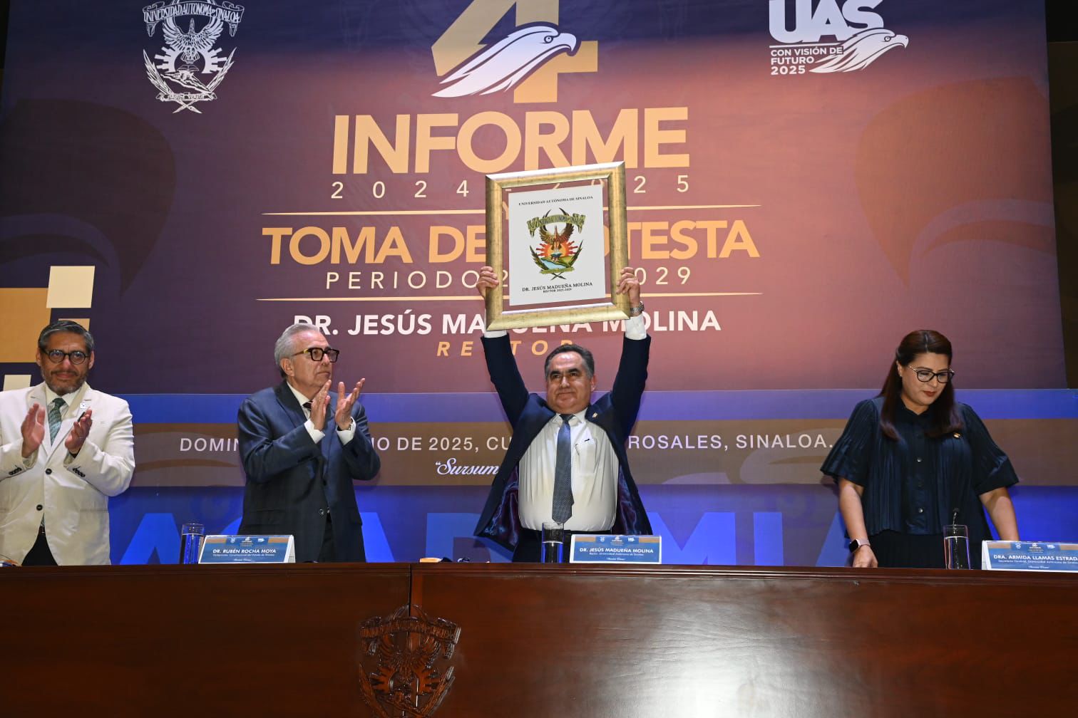 El Dr. Jesús Madueña Molina rinde su 4to. Informe de Labores y asume segundo periodo como Rector de la UAS, periodo 2025-2029 destacando el humanismo y la unidad