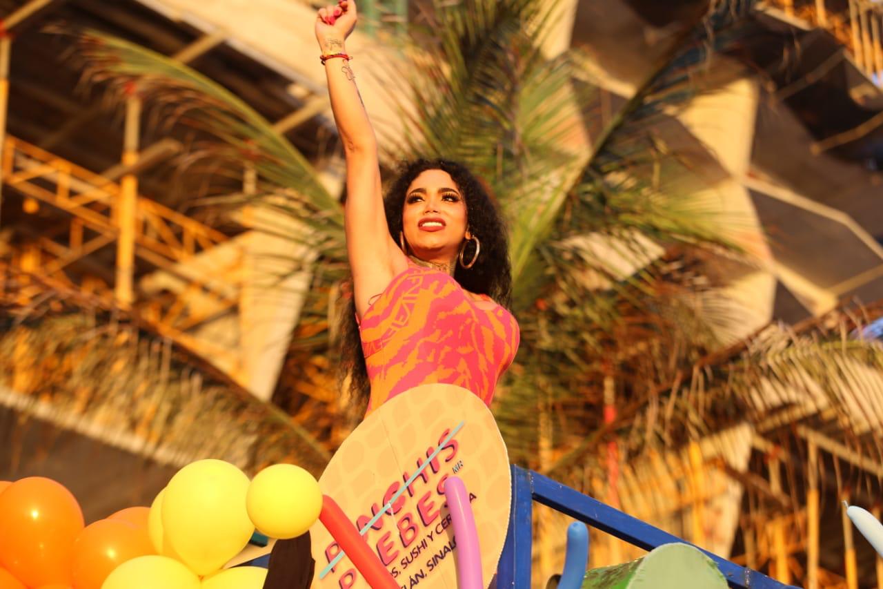 ¡Por la diversidad y la inclusión! Estrella Palacios da banderazo de salida a la Marcha Maz Orgullo 2025 
Mazatlán celebra el orgullo de la comunidad LGBTTTIQA+, con un alegre y colorido desfile por la avenida Del Mar
