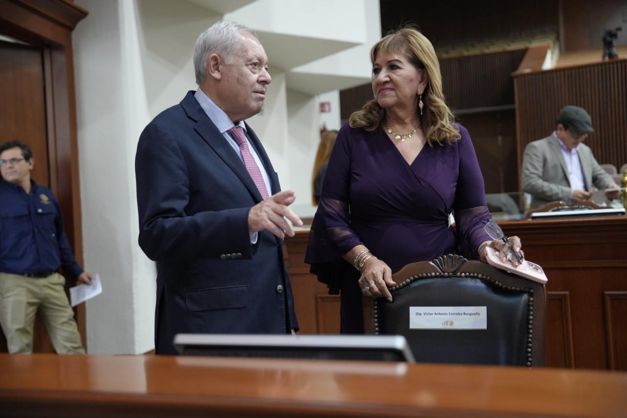 El objetivo de la propuesta es castigo penal a quienes abusen de personas mayores.