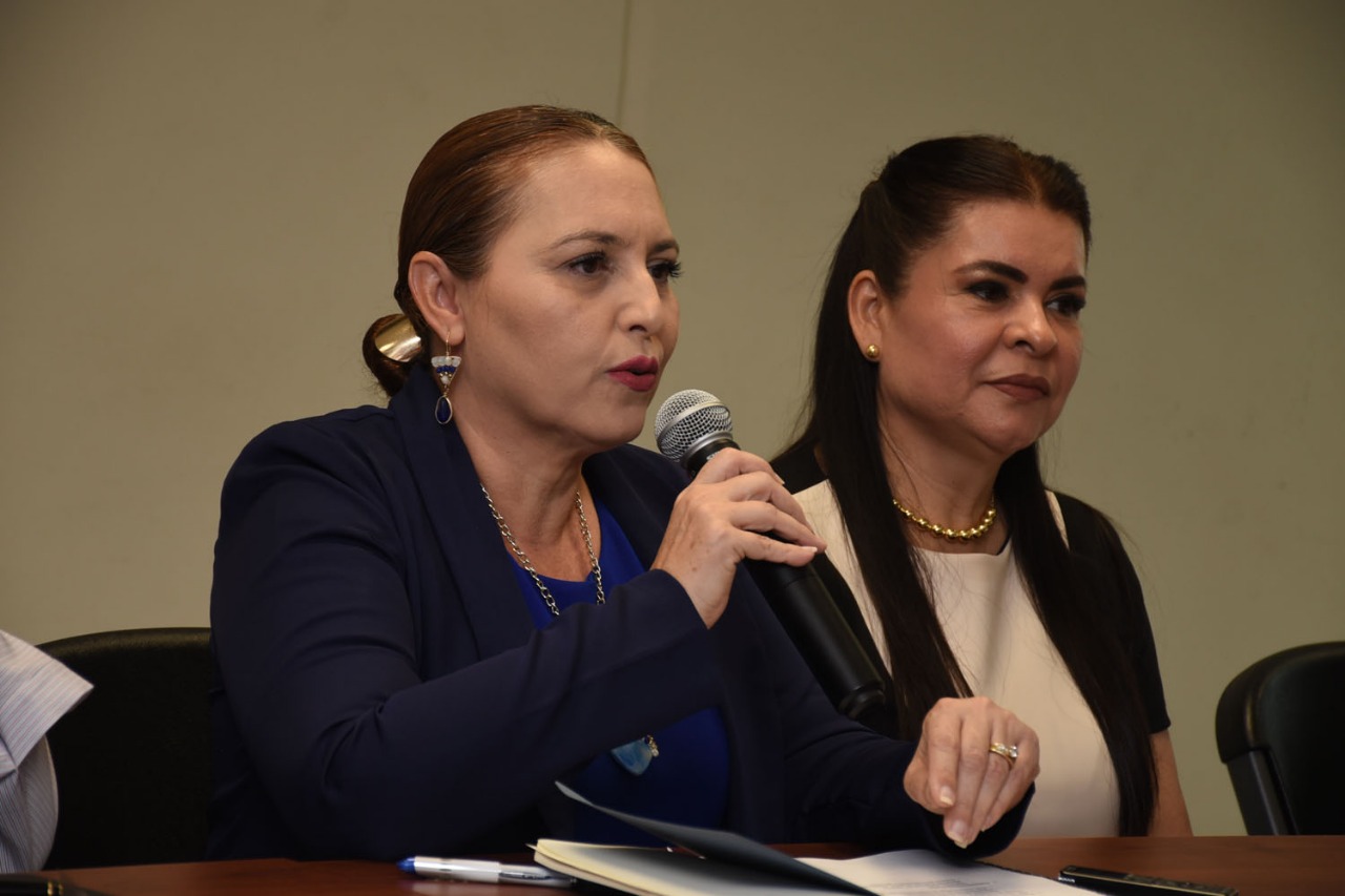 La Universidad Autónoma de Sinaloa (UAS) instaló formalmente la Comisión Responsable del Foro Universitario para la construcción del Plan de Desarrollo Institucional Con Visión de Futuro 2029 y Proyecto UAS Visión 2050, cuya principal función será lograr la participación de toda la comunidad universitaria para plasmar y fortalecer las acciones que dirigirán el rumbo de la Universidad en los próximos años.
