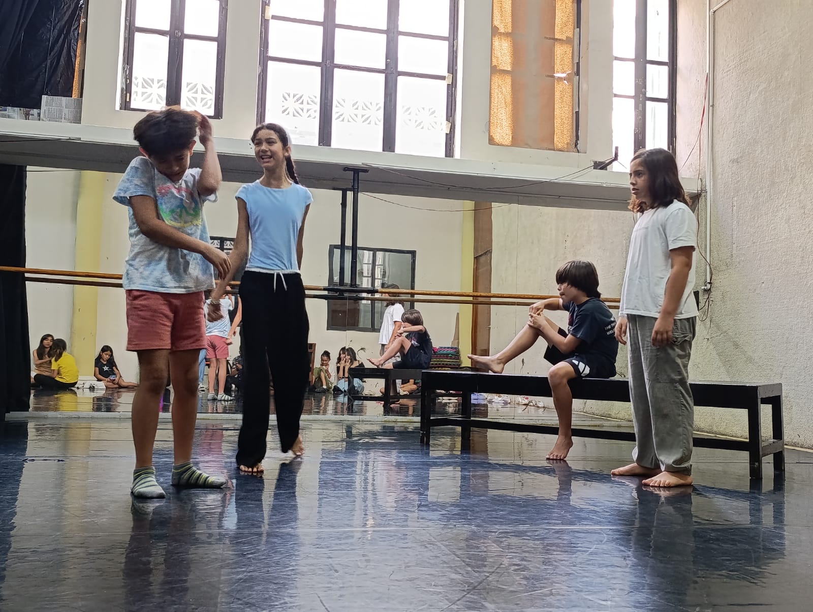 Este sábado 5 de julio a las 19:00 horas en Casa Haas, los estudiantes del Taller Infantil de Teatro del Instituto Municipal de Cultura, Turismo y Arte de Mazatlán presentarán la obra "El Mago de Oz" como parte de su función de clausura de cursos. En esta producción participan 22 niños, quienes ofrecerán una puesta en escena llena de diversión.