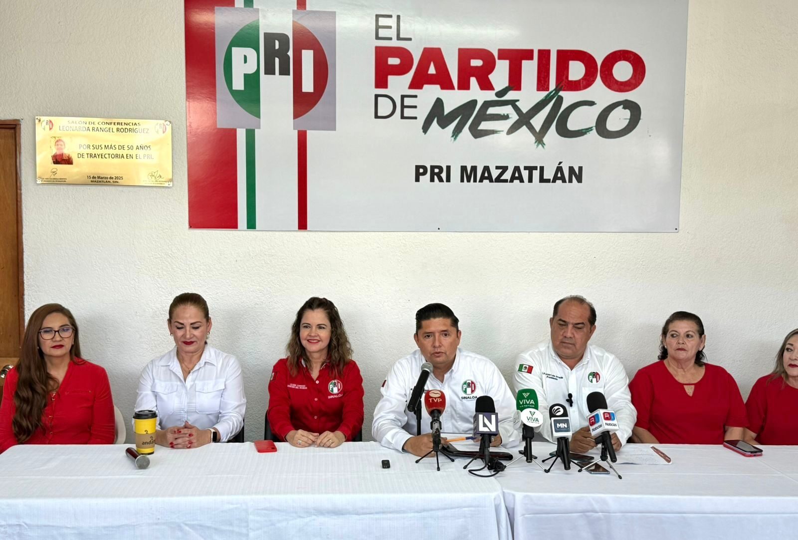 Secretaría de Economía engaña a ganaderos del estado, señala.
