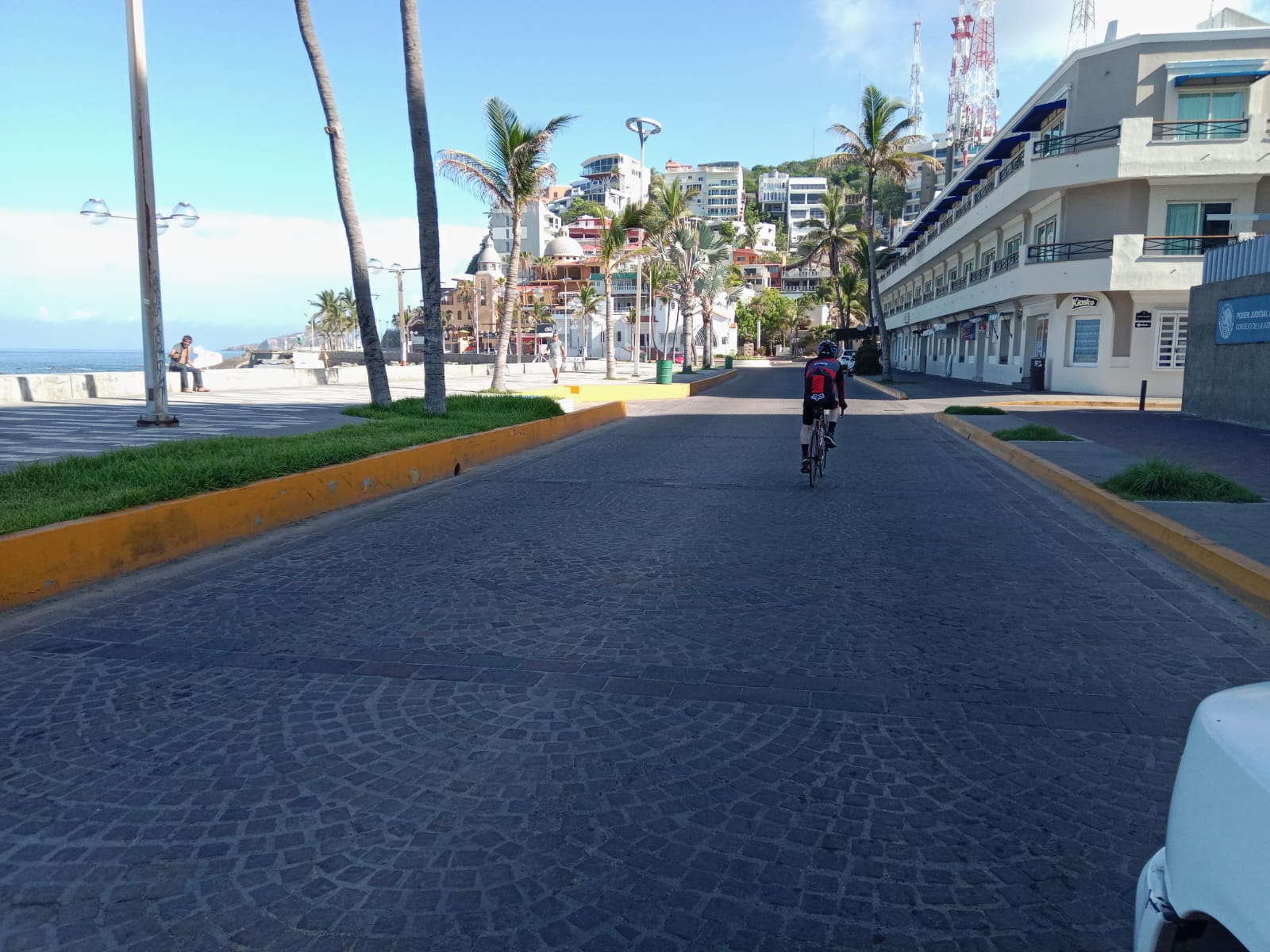 Diariamente, se recolectan entre 760 a 1,100 toneladas de basura en la ciudad, con un incremento de hasta 200 toneladas durante los periodos vacacionales