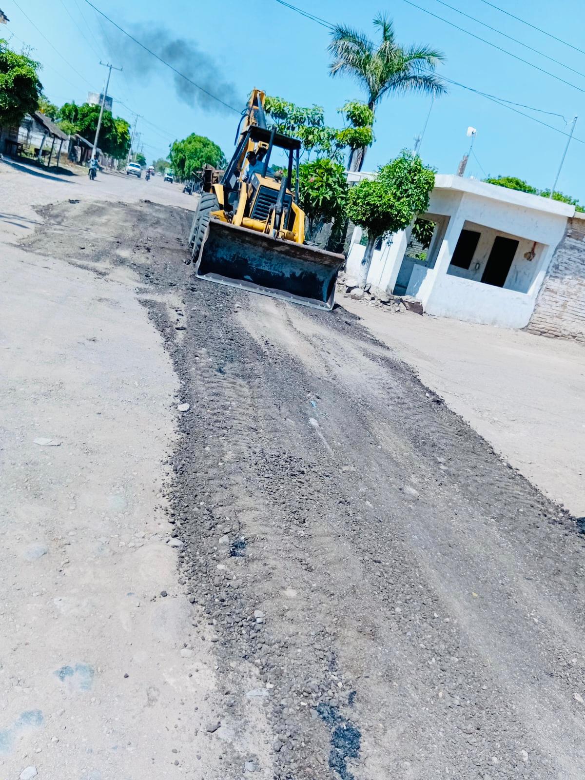 Inicia rehabilitación de alcantarillado en Hogar del Pescador.
Participan alcaldes del sur en Mesa de Seguridad y conocen el C4.
Rehabilitan caminos rurales y urbanos sumando 439 kilometros.
38 conductores dieron positivo al examen de alcoholimetría.
