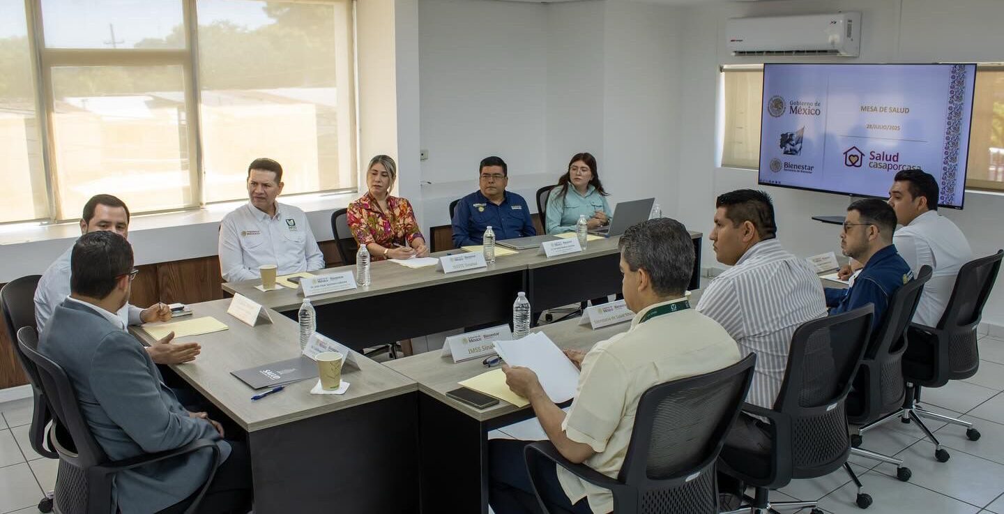 Con el objetivo de fortalecer el sistema de salud y garantizar atención médica de calidad para los derechohabientes de las pensiones de adulto mayor y personas con discapacidad, hoy se llevó a cabo la Primera Mesa Estatal de Salud en las oficinas de la Secretaría de Bienestar en Culiacán.