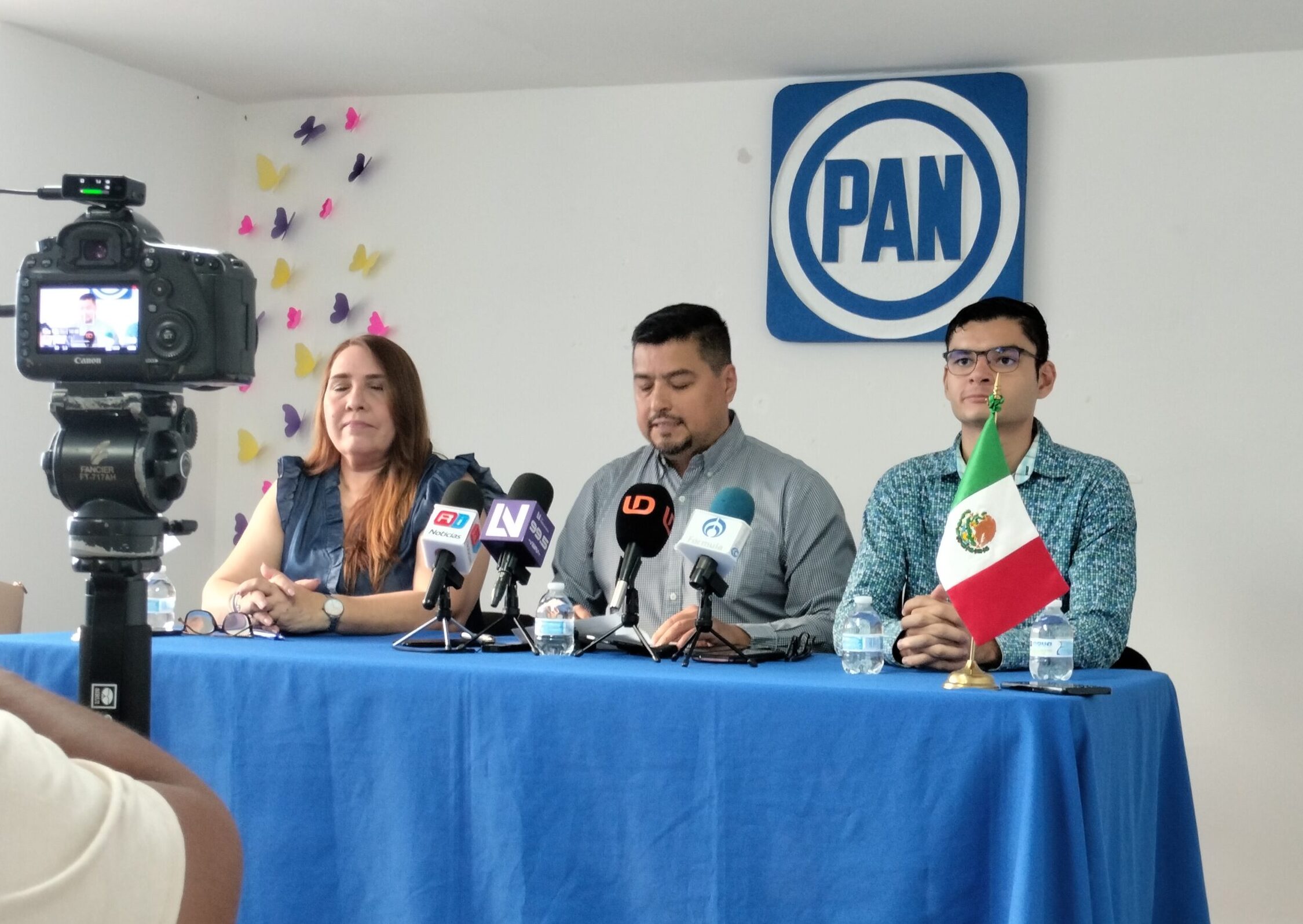 Estados Unidos está haciendo, en materia de seguridad, la chamba que le correspondería hacer al gobierno, opina Evaristo Corrales.