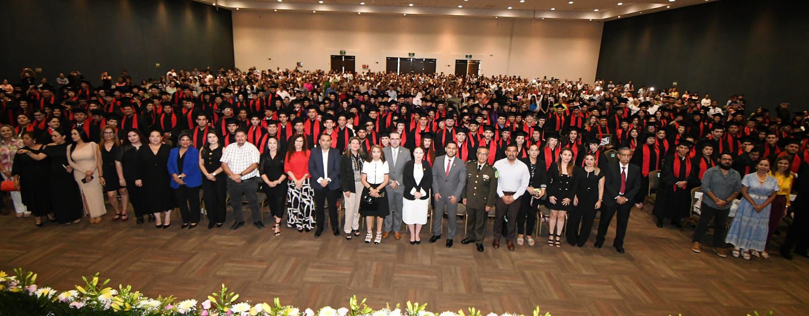 Entre Nostalgia y Alegría, la UAS Celebra a la Generación 2020-2025 de la Facultad de Derecho Mazatlán