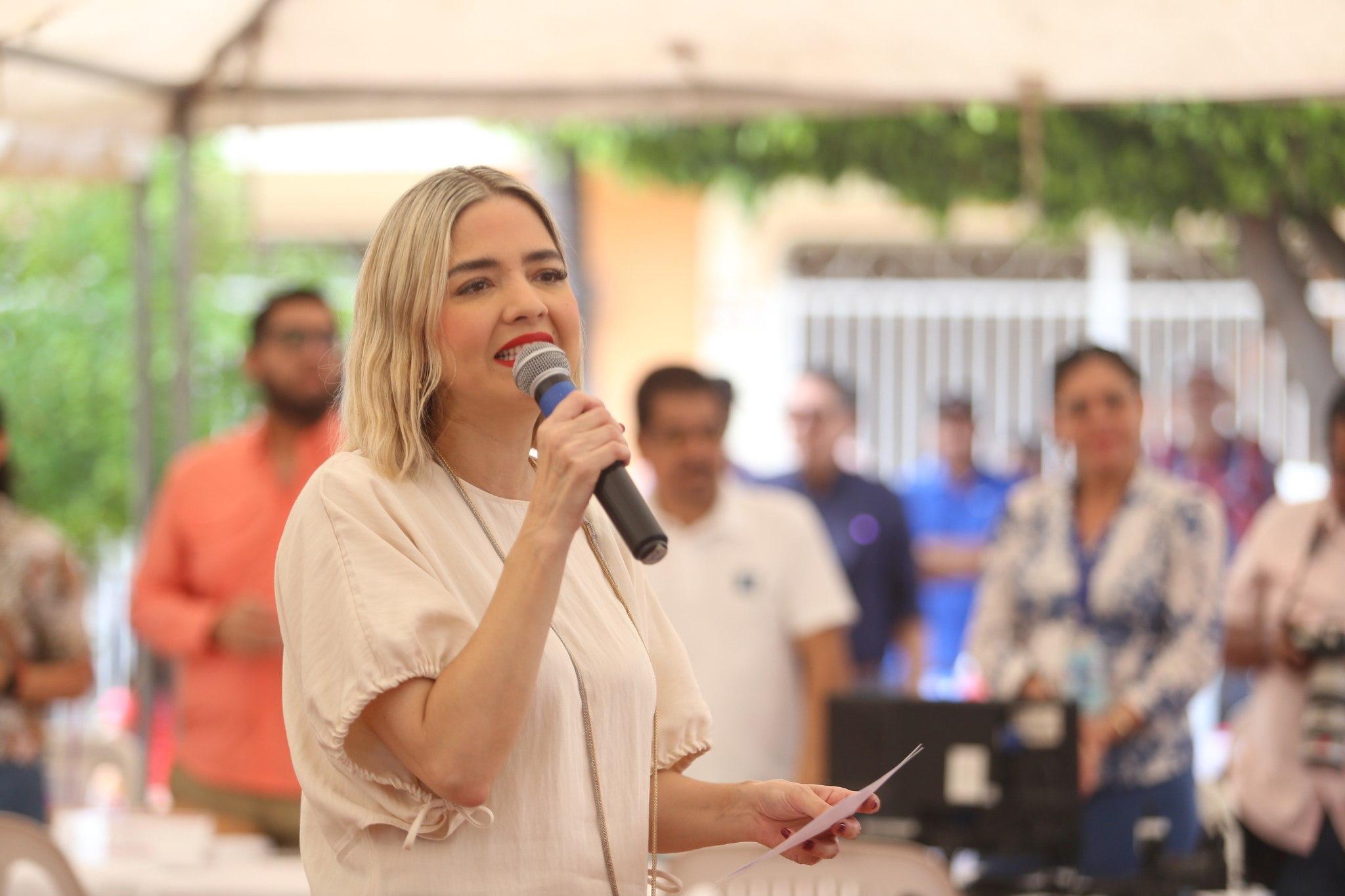 Las jornadas de atención ciudadana regresan a la zona rural; los servidores públicos reciben a 73 ciudadanos, con un total de 124 solicitudes en materia de servicios públicos, obra pública y apoyos de programas sociales