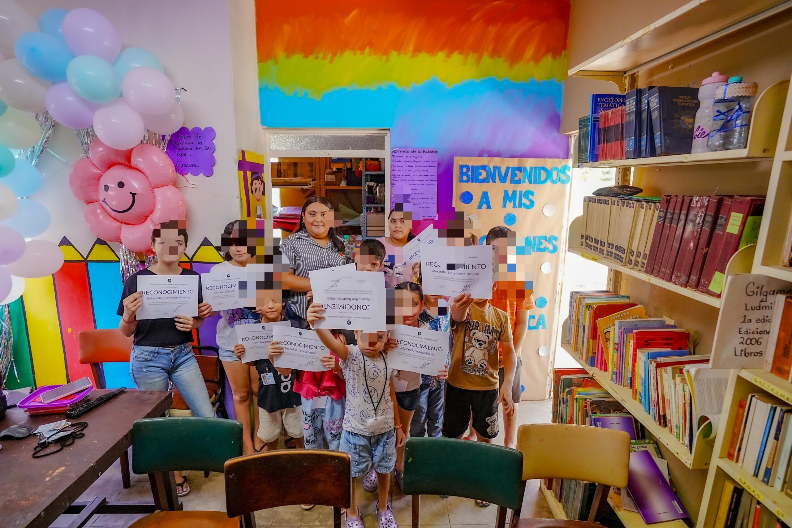 El Gobierno de Mazatlán a través del Instituto Municipal de Cultura, el Centro Municipal de las Artes y las Bibliotecas Públicas Municipales, celebró hoy la clausura del taller de verano "Mis vacaciones en mi biblioteca", bajo la temática "Factor Sorpresa" en la Biblioteca Cruz Lizárraga, ubicada en la pintoresca comunidad de El Recodo. Las actividades fueron exitosas gracias a la dedicación de la bibliotecaria Daniela Grisel Romero Castillo.