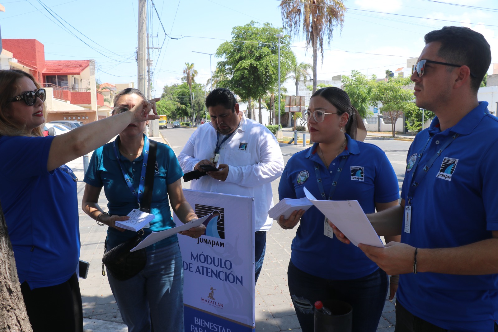 Acerca los servicios a sectores donde se registra la incidencia de morosidad