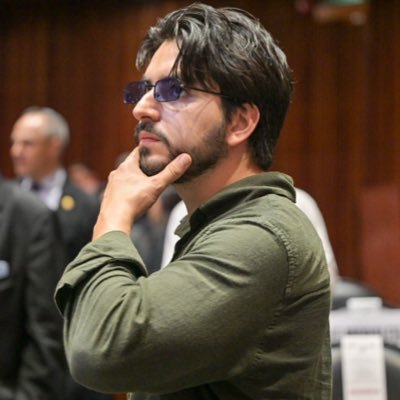 Diario El País expone el caso de Miguel Alfonso Meza, director de Defensorxs denunciado por la abogada del Chapo tras publicar que su candidatura a jueza era “riesgosa” por sus nexos con el narco