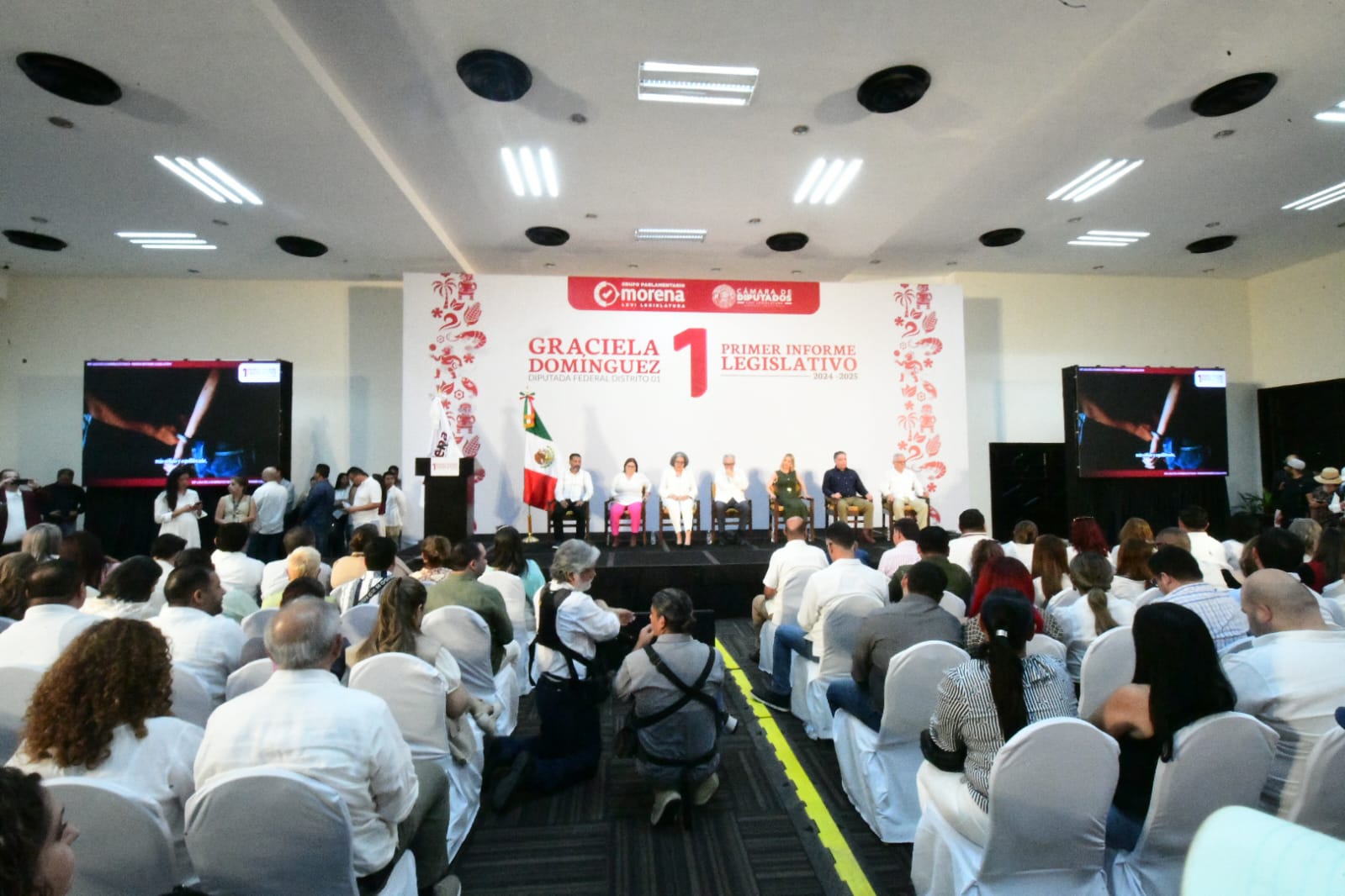 Desde el Grupo Parlamentario de MORENA refrendamos el compromiso de seguir construyendo el Segundo Piso de la Cuarta Transformación con los liderazgos de la Presidenta Claudia Sheinbaum y el Gobernador Rubén Rocha, dijo.