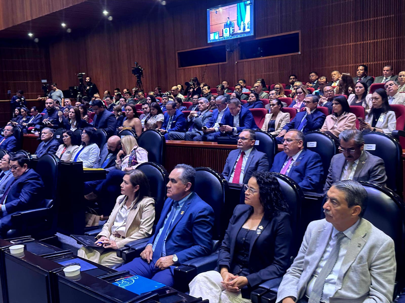 La UAS hace entrega a la Cámara de Diputados Federal los Estados Financieros Auditados e Informes de Avances Académicos 2024