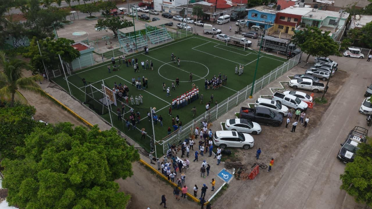  La Presidenta Municipal pone en marcha la sexta jornada de limpieza simultánea en cuatro puntos importantes de la ciudad, con la participación de más de 600 personas 