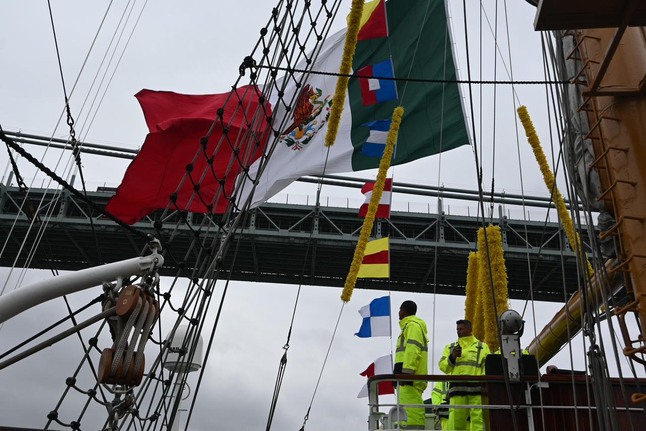 Buque Escuela Velero “Cuauhtémoc” zarpa para realizar pruebas de Aceptación en la mar por 72 horas al término de trabajos de mantenimiento mayor