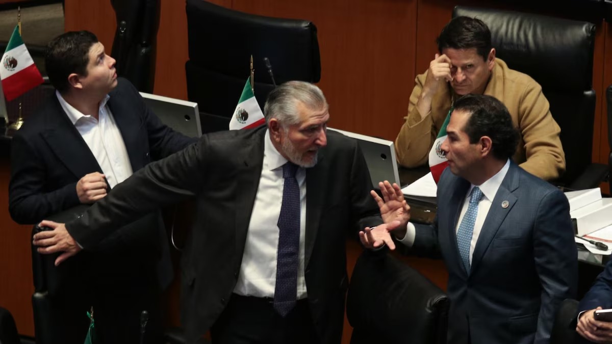 La encrucijada de la Universidad Autónoma de Sinaloa.
Trazzzzz    ¡Que el senador aclare!.
Representante del nuevo poder judicial ordena liberación de brazo armado. 
