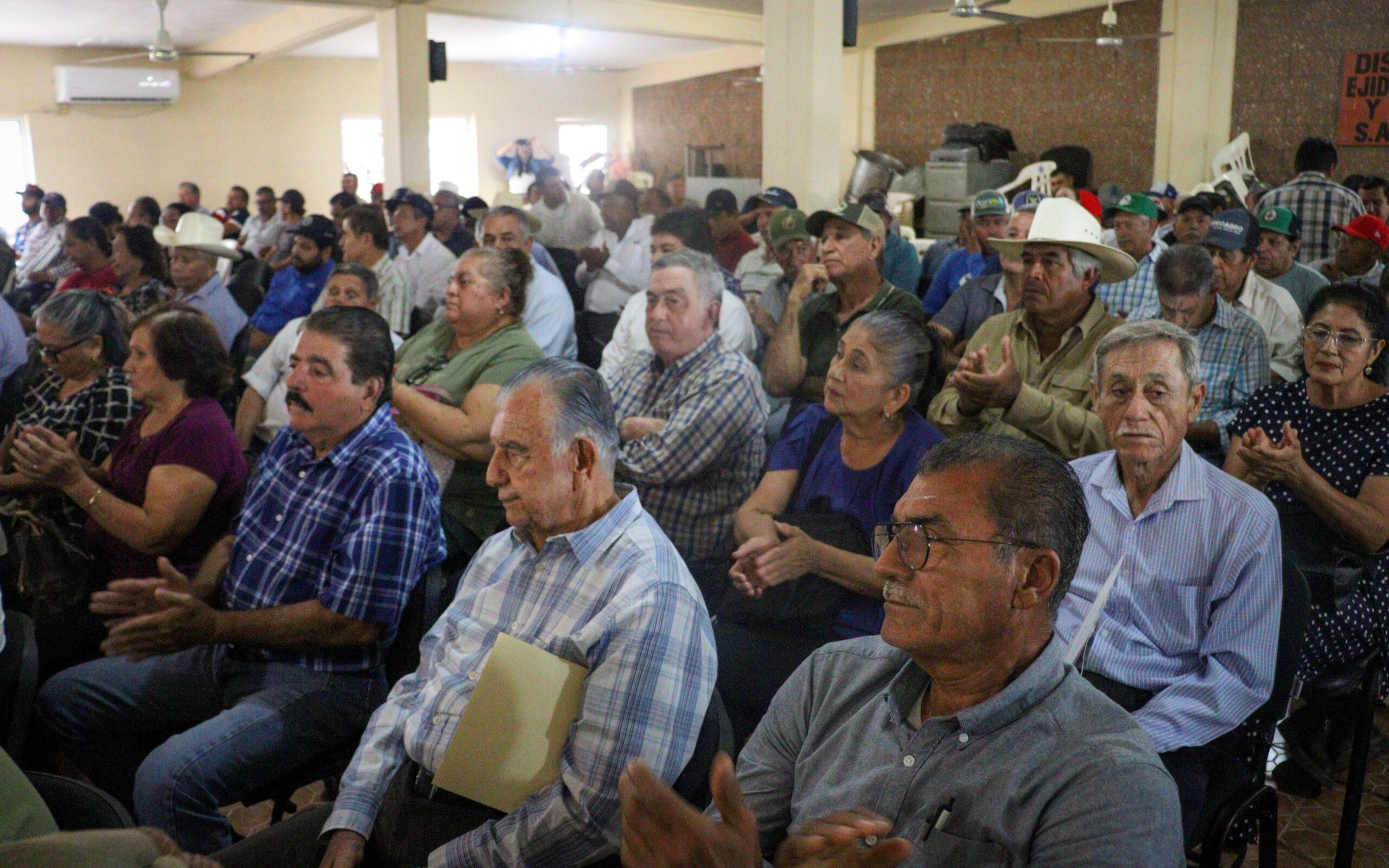 Encabeza Ismael Bello Esquivel reunión con el sector productivo donde piden mejorar estrategias, más recursos y asegurar comercialización de granos