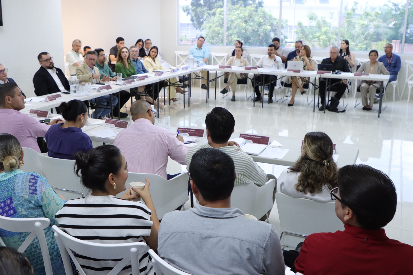 El titular del CIAD Culiacán es un científico con una larga carrera académica vinculada a los sectores productivos, afirma el director general de CONFÍE, Dr. Carlos Karam Quiñones