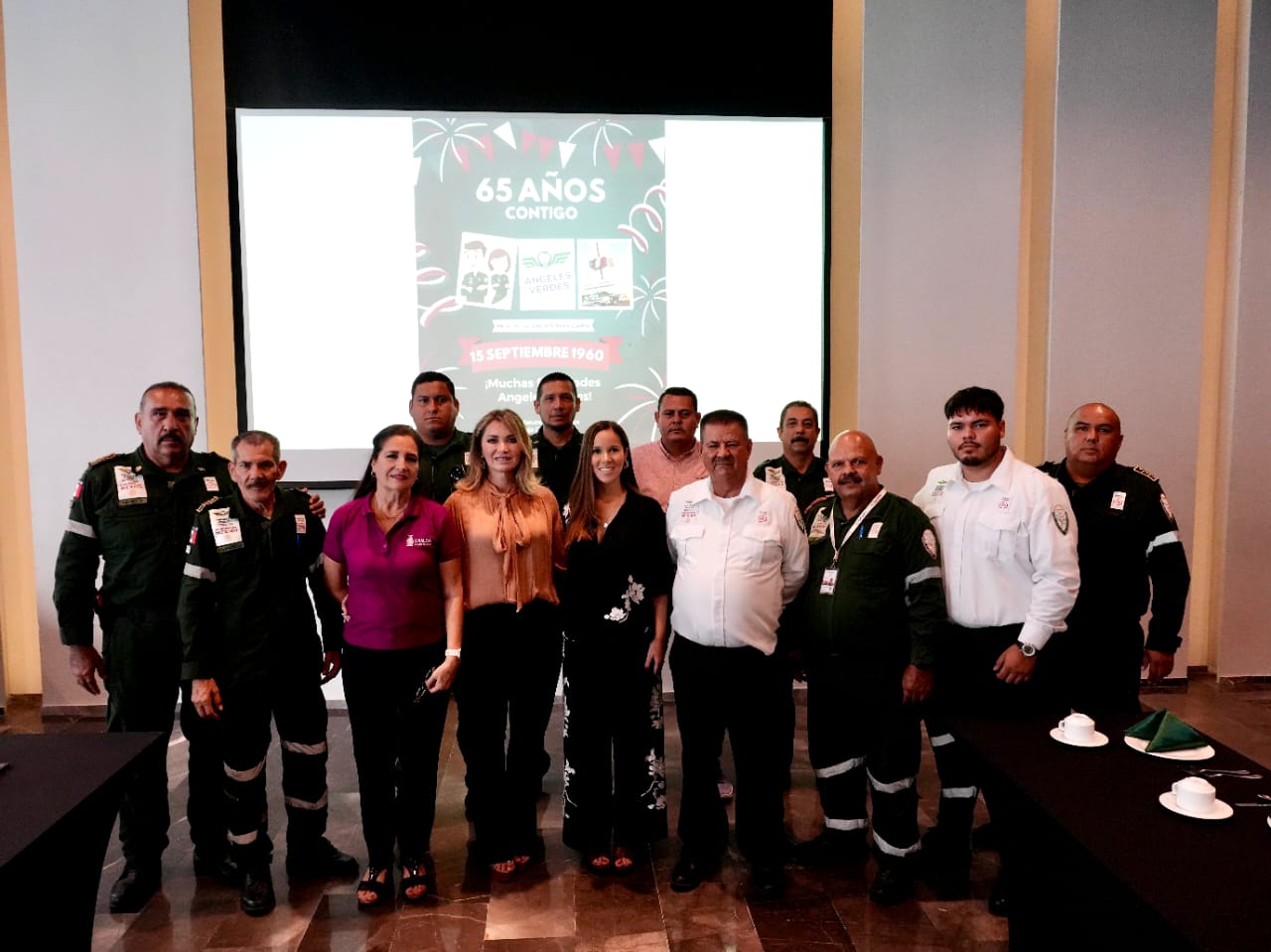 Reconoce Sectur labor de apoyo y auxilio en carretera de los Ángeles Verdes
Al entregar reconocimientos al personal de la corporación, la secretaria de Turismo de Sinaloa, Mireya Sosa Osuna, destacó la labor de servicio que realizan