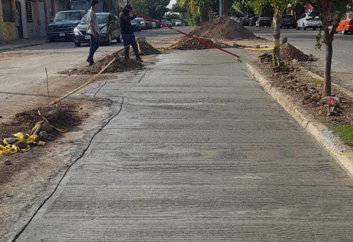 Más de 300 metros cuadrados han sumado los trabajos que se realizan tras la atención a fugas de agua o rehabilitación de la red sanitaria