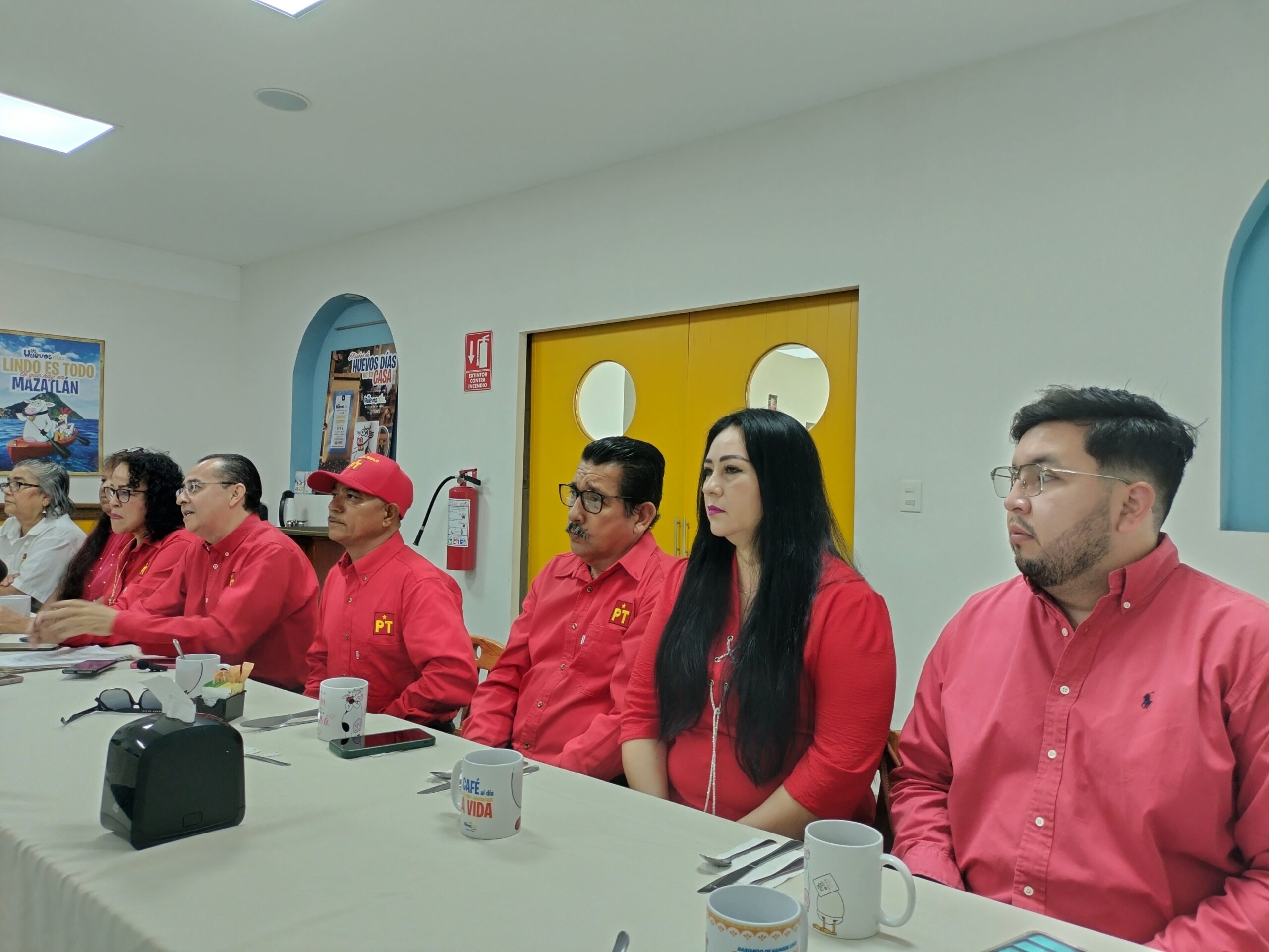 Se pone las pilas el Partido del Trabajo.
Viene Sheinbaum a Mazatlán.
Claman en el desierto contra la CFE.
