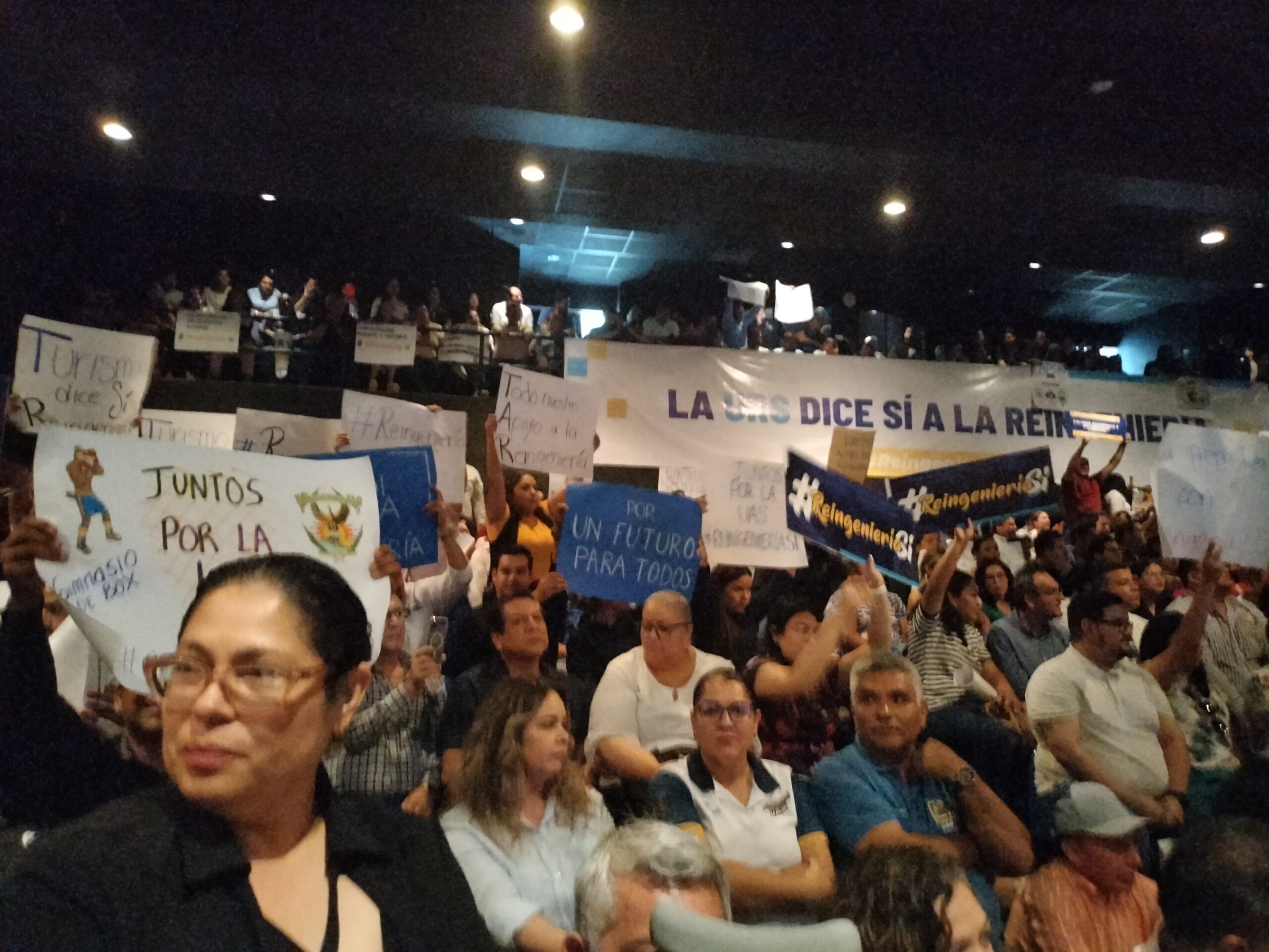 La encrucijada de la Universidad Autónoma de Sinaloa.
Trazzzzz    ¡Que el senador aclare!.
Representante del nuevo poder judicial ordena liberación de brazo armado. 
