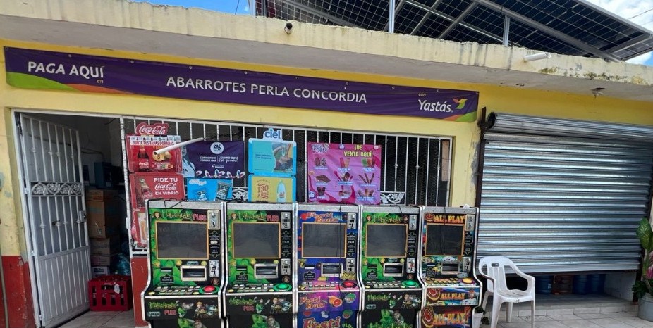 Marina en coadyuvancia con el grupo Interinstitucional, detiene a dos presuntos infractores y asegura vehículos, armas y equipo táctico en el estado de Sinaloa