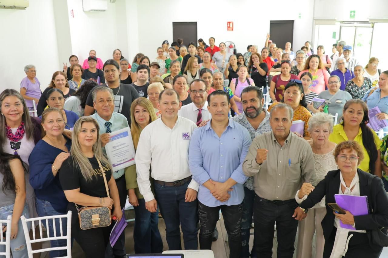 El Partido Sinaloense realiza la capacitación sobre temas de Construcción del Discurso y Narrativa Política.