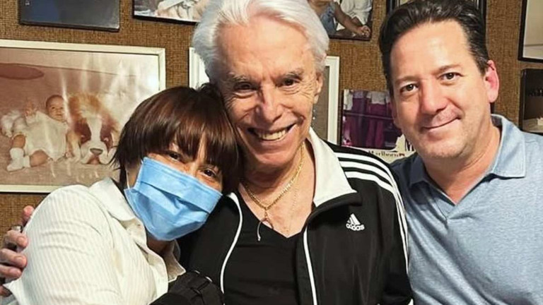 El cantante mexicano reveló detalles sobre las cirugías y proceso de recuperación que atraviesa su hija Alejandra. Te contamos lo que dijo