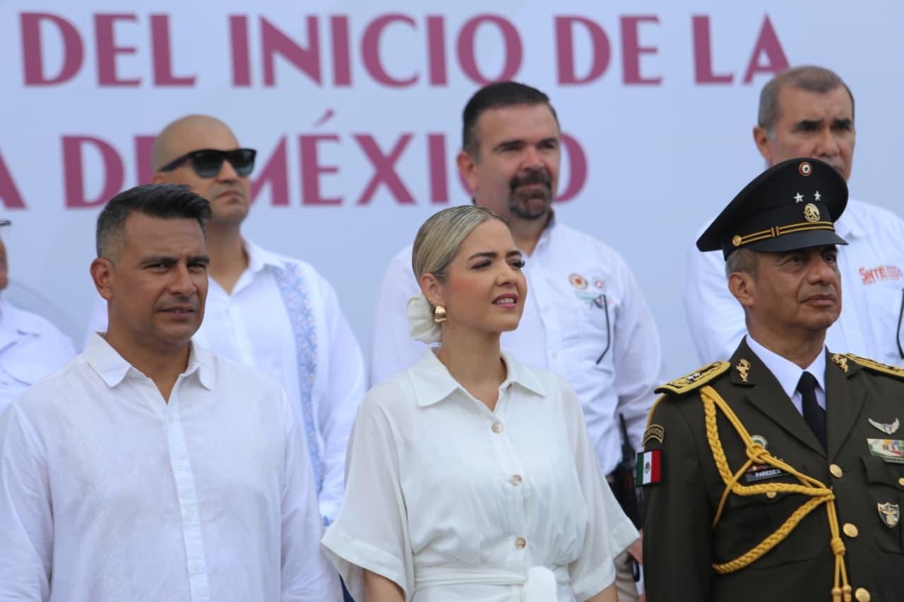 Participaron 25 contingentes, conformados por los cuerpos de auxilio y corporaciones de seguridad de los tres niveles de gobierno, Sistema DIF Municipal e instituciones educativas