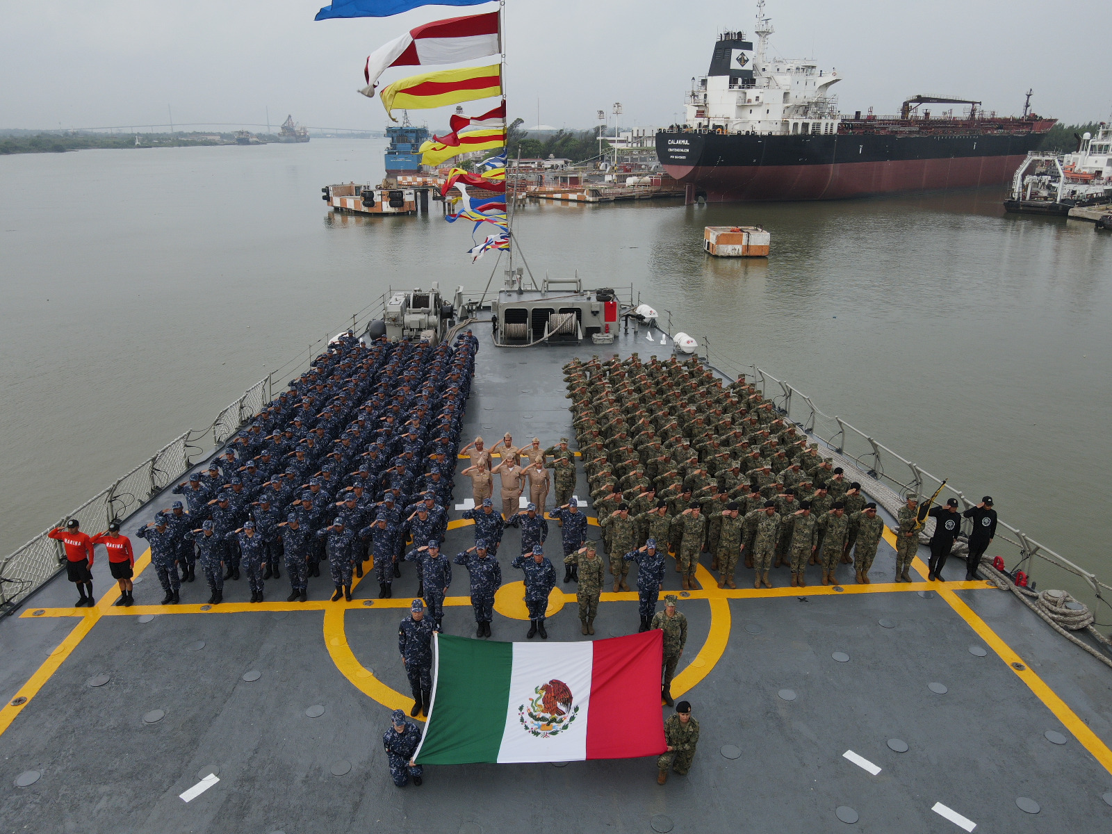 La Secretaría de Marina a través de la Armada de México, informa que ayer, personal naval zarpó del puerto de Tampico, Tamaulipas, para integrarse al Ejercicio Multinacional “UNITAS 2025”, el cual se llevará a cabo en Mayport, Florida, Camp Lejeune, Carolina del Norte y Norfolk, Virginia, EE.UU.