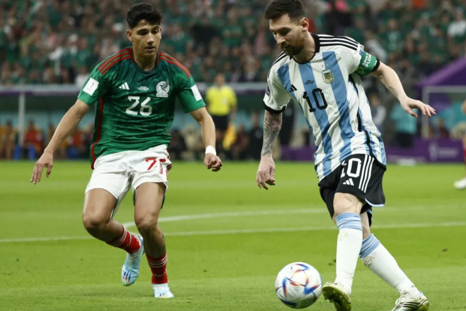 Claudio ‘Chiqui’ Tapia, presidente de la AFA, madrugó a la FMF y confirmó un partido entre Argentina y México