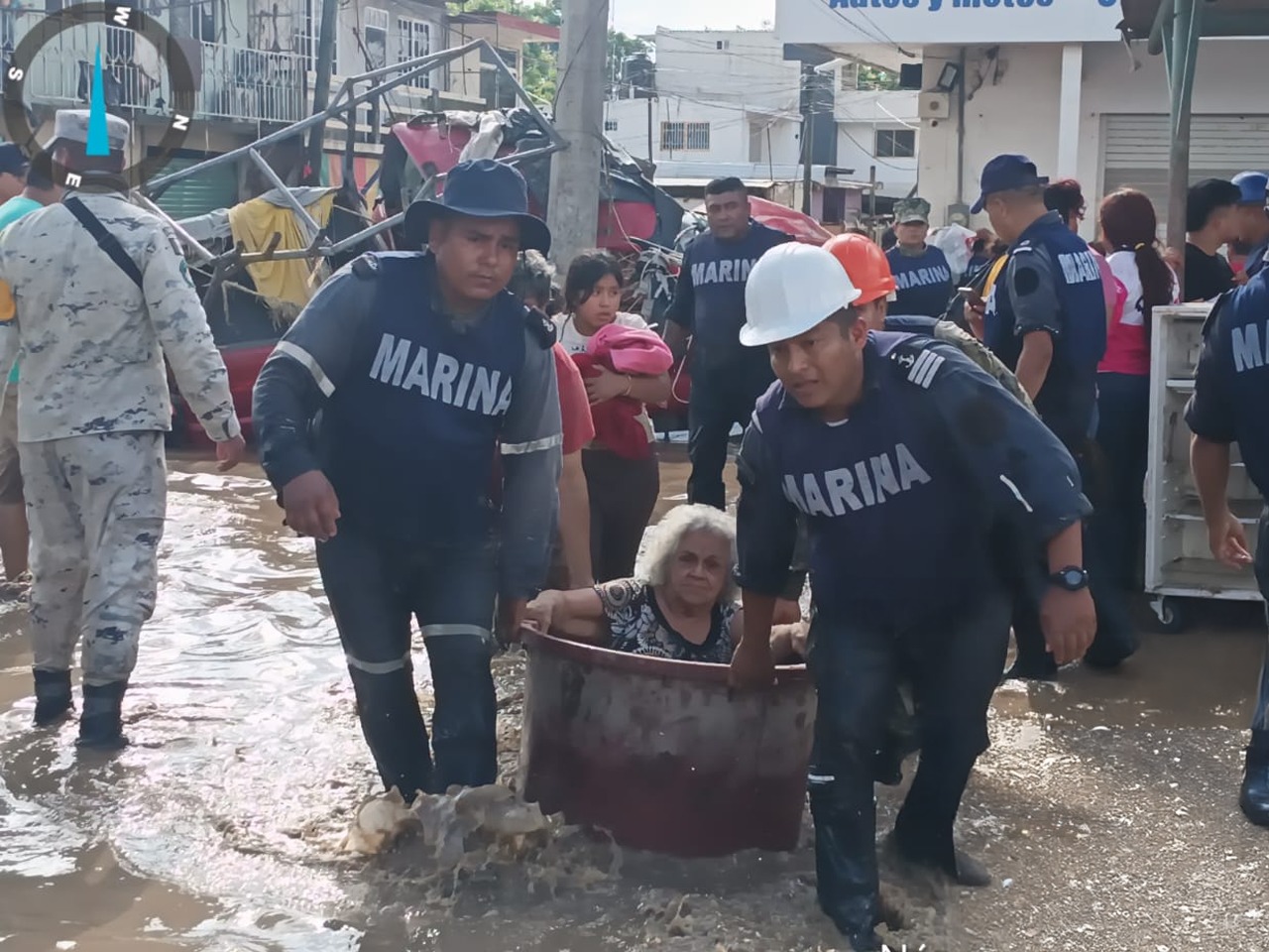 23 muertes se registraron en Querétaro, Hidalgo, Puebla y principalmente Veracruz, donde algunos buscaron refugio en techos y edificios.