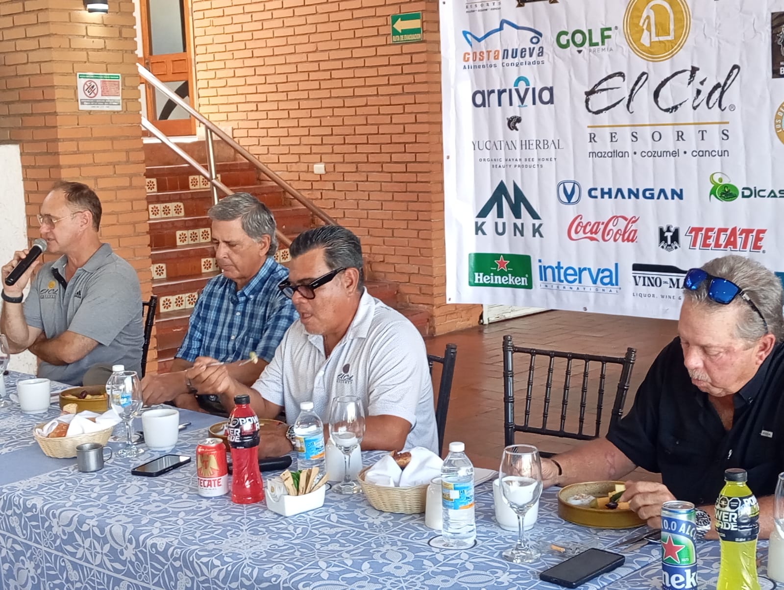 Premios por más de tres millones de pesos fueron dados a conocer por representantes del Comité Organizador del 51º. Torneo Anual Internacional que se efectuará en las instalaciones de El Cid Resorts del 3 al 9 del mes de noviembre.