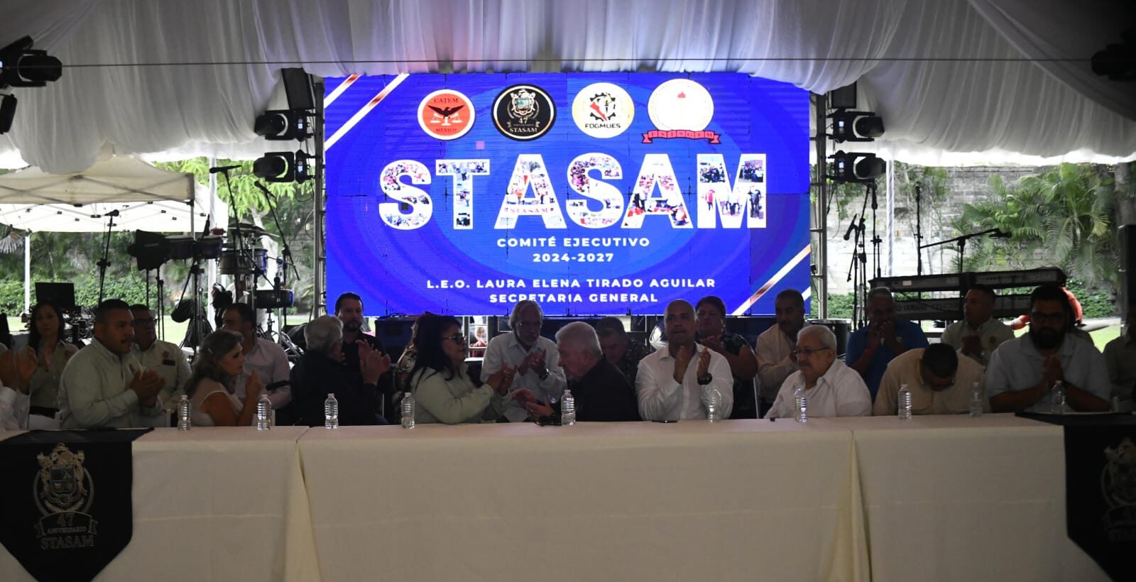 El Oficial Mayor del Ayuntamiento, Ángel Fernando Arballo Quintero, subraya la importancia del sindicato como un aliado clave en la defensa de los derechos laborales y en la promoción de condiciones justas para los trabajadores municipales