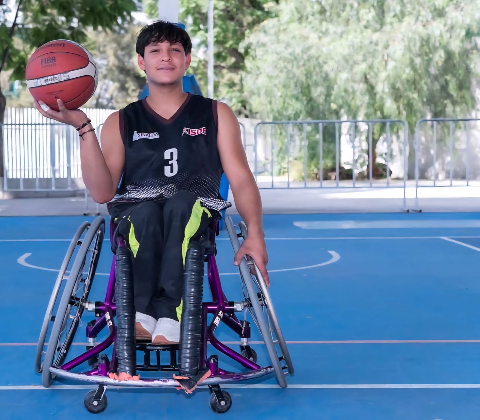 Será tres sinaloenses los que formen parte de la Selección Mexicana de Basquetbol sobre Silla de Ruedas que participará en la justa continental a celebrarse en Santiago de Chile, del 31 de octubre al 9 de noviembre próximos
