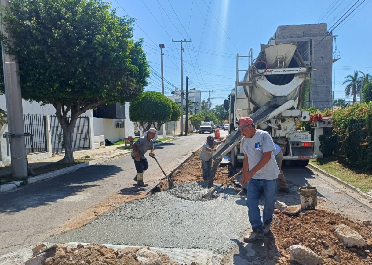 Se recomienda evitar transitar por esta vialidad que atraviesa los fraccionamientos Gaviotas y El Dorado