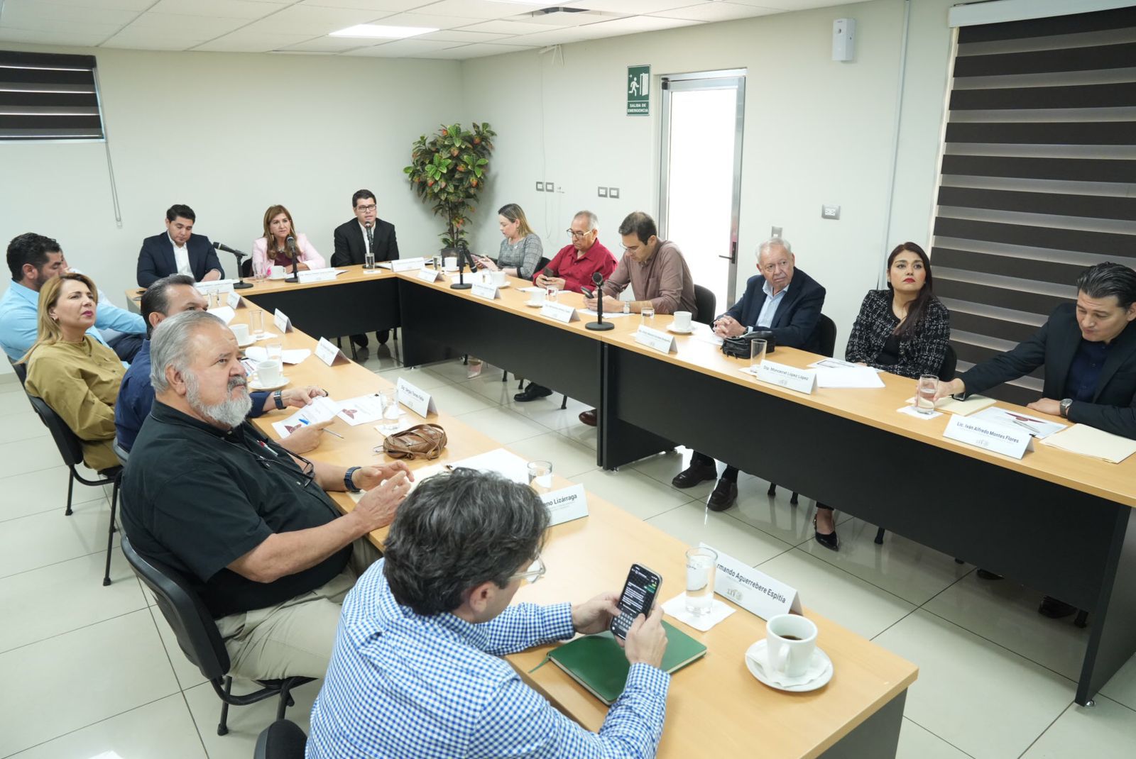 Hay coincidencias positivas.
Informan sobre avance del crédito para reactivación económica.
Harán ver su cola a Maguicha.
A qué viene Harfuch a Mazatlán