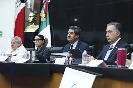 Censura a memes y stikers, un pasito más a la dictadura.
- Pena de hasta 9 años si se lo hacen a un político. ¿Qué hubieran dicho de los peluches?.
- Háganle caso a la Presidenta: Las Leyes No Son Retroactivas.
- En lo local: El PRI busca agarrar nueva viada.