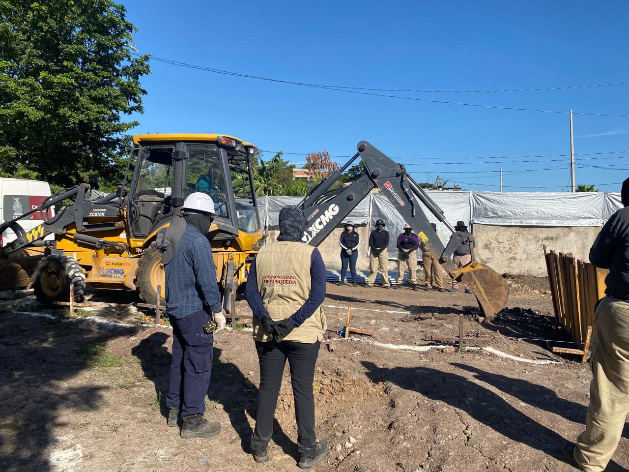 El Gobierno del Estado de Sinaloa, a través de la Subsecretaría de Derechos Humanos y la Comisión Estatal de Búsqueda de Personas, informa que este jueves se reanudan los trabajos de excavación arqueológica-forense en el panteón “21 de Marzo” de Culiacán, como parte del Programa Estatal de Recuperaciones, Resguardo Temporal e Identificación Humana (PERTIDH).